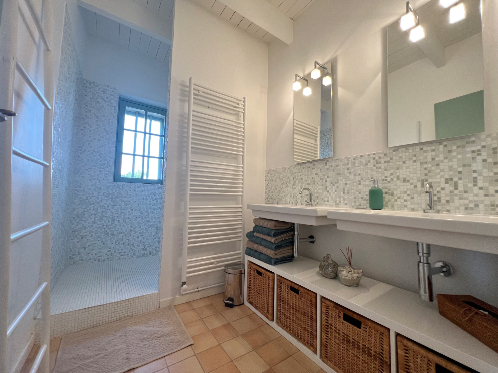 Image_, Maison, Plan-d'Orgon, ref :L033032022